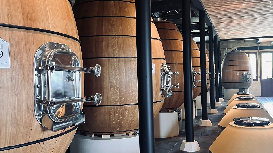Bordeaux F&auml;sser (950 x 534 px)