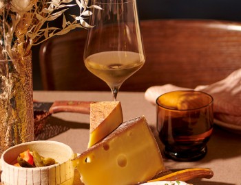 «Cheese meets Wine» with Master of Cheese Willi Schmid – Shop Männedorf