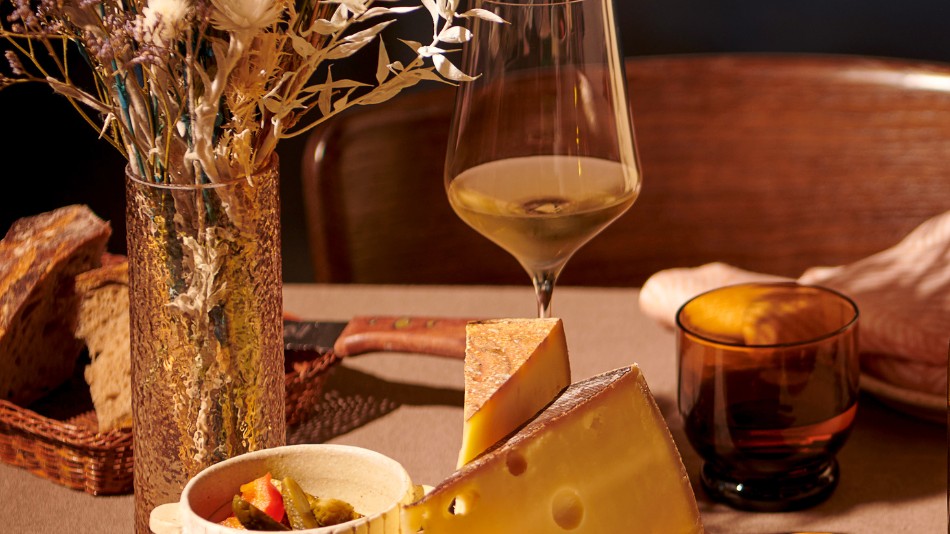 «Cheese meets Wine» with Master of Cheese Willi Schmid – Shop Männedorf