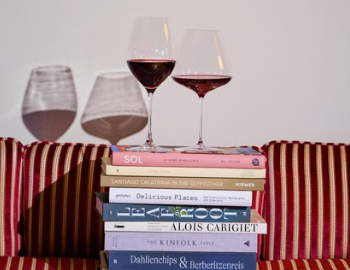 Literaturparcours &laquo;Fremdgehen&raquo; &ndash; Start in der Vinothek B&uuml;lach 