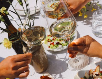 Never Ending Summer Degu &ndash; Vinothek Hotel